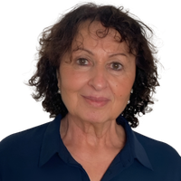 Portrait de Yasmine HADJAB